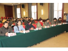 華魯公司舉辦“走向市場，贏在市場”主題演講